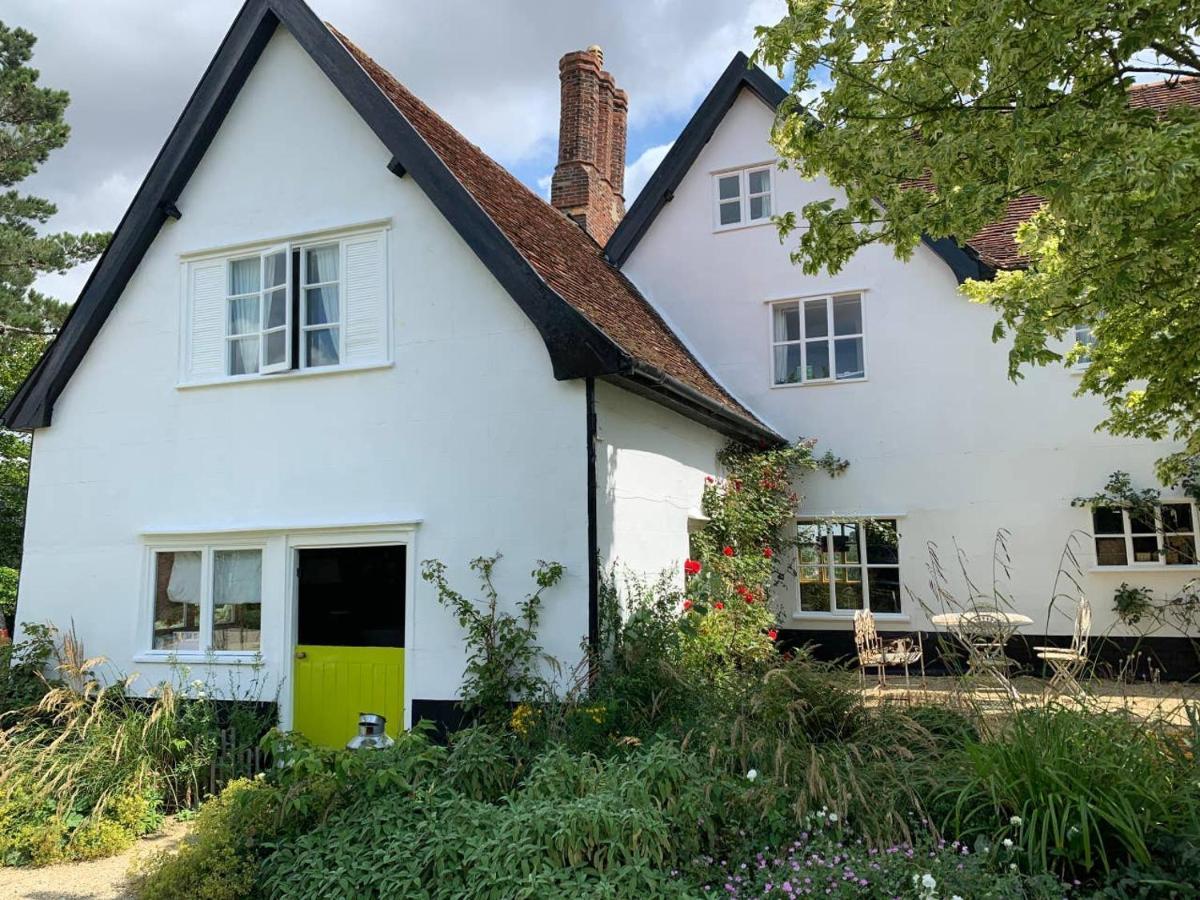 The Dairy, One Bedroom Cottage In A 15Th Century Farmhouse Parham Buitenkant foto