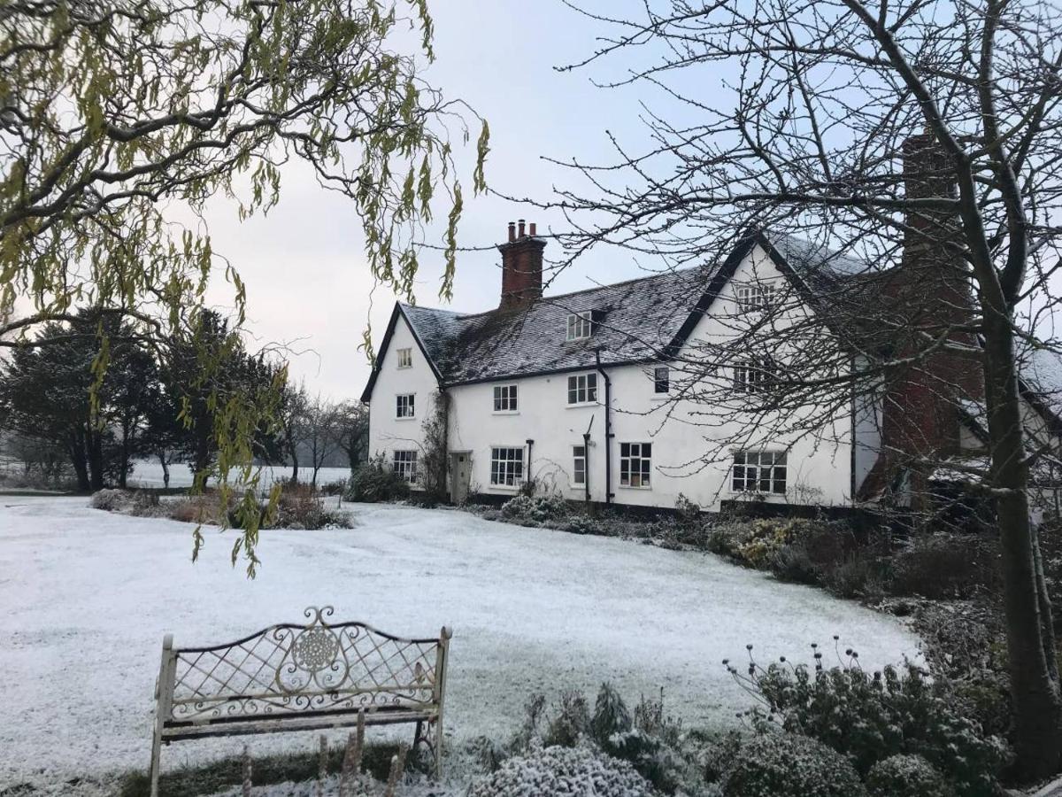The Dairy, One Bedroom Cottage In A 15Th Century Farmhouse Parham Buitenkant foto