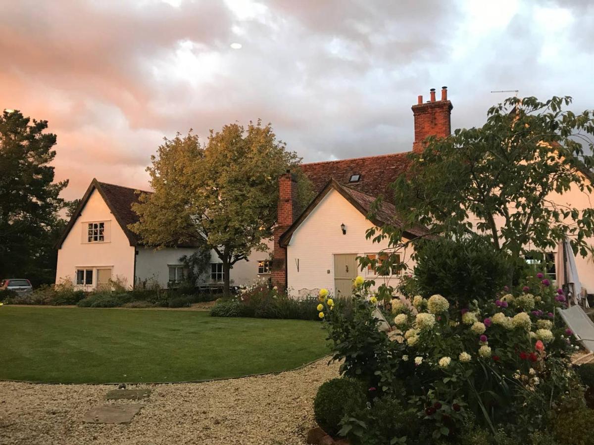 The Dairy, One Bedroom Cottage In A 15Th Century Farmhouse Parham Buitenkant foto